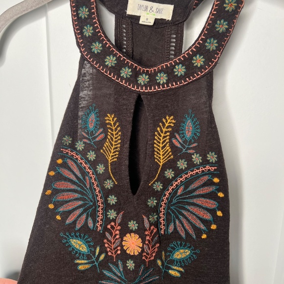 Taylor & Sage Boho Embroidered Halter Tank Women’s Size Small - Picture 2 of 6